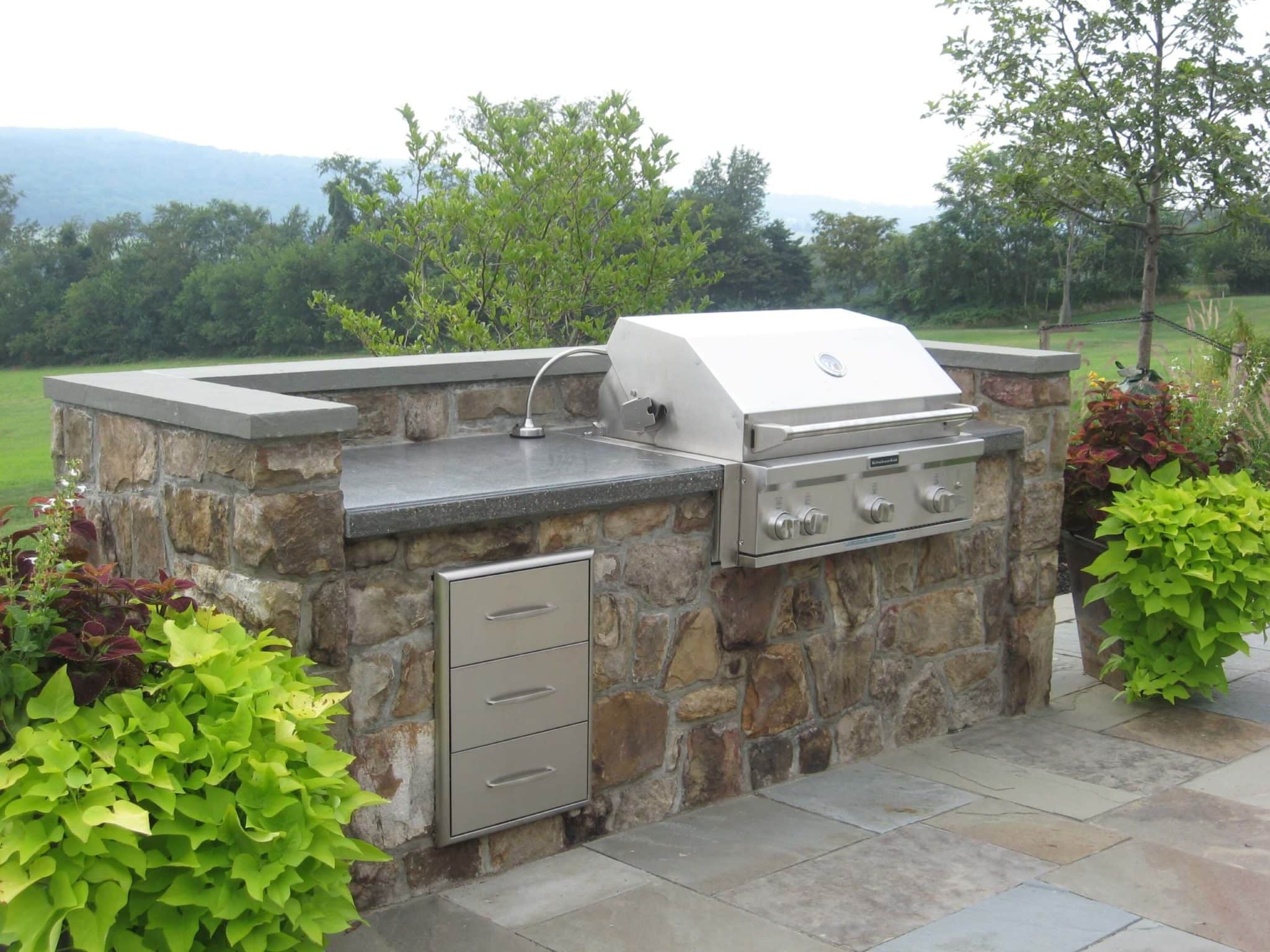 303 Custom Built Gas Grill and Concrete Countertop
