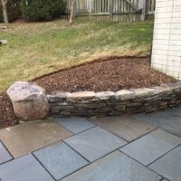 545 Retaining Stone Garden Wall with Boulder