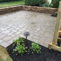 578 EP Henry Bristol Stone Paver Patio and Baltimore Wall Stone Low Retaining Wall