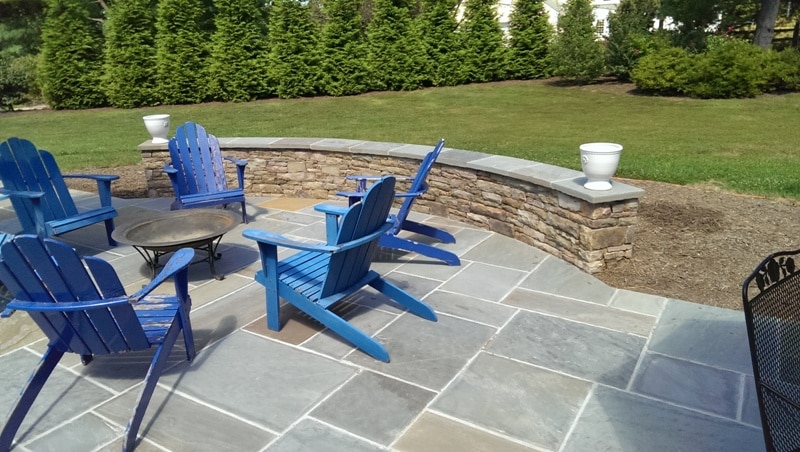 Large Flagstone Patio with Capped Stone Sitting Wall 2