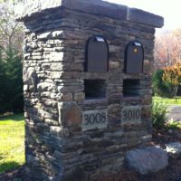 227 Stone Double Mailbox Entry Column with Stone Slab Cap