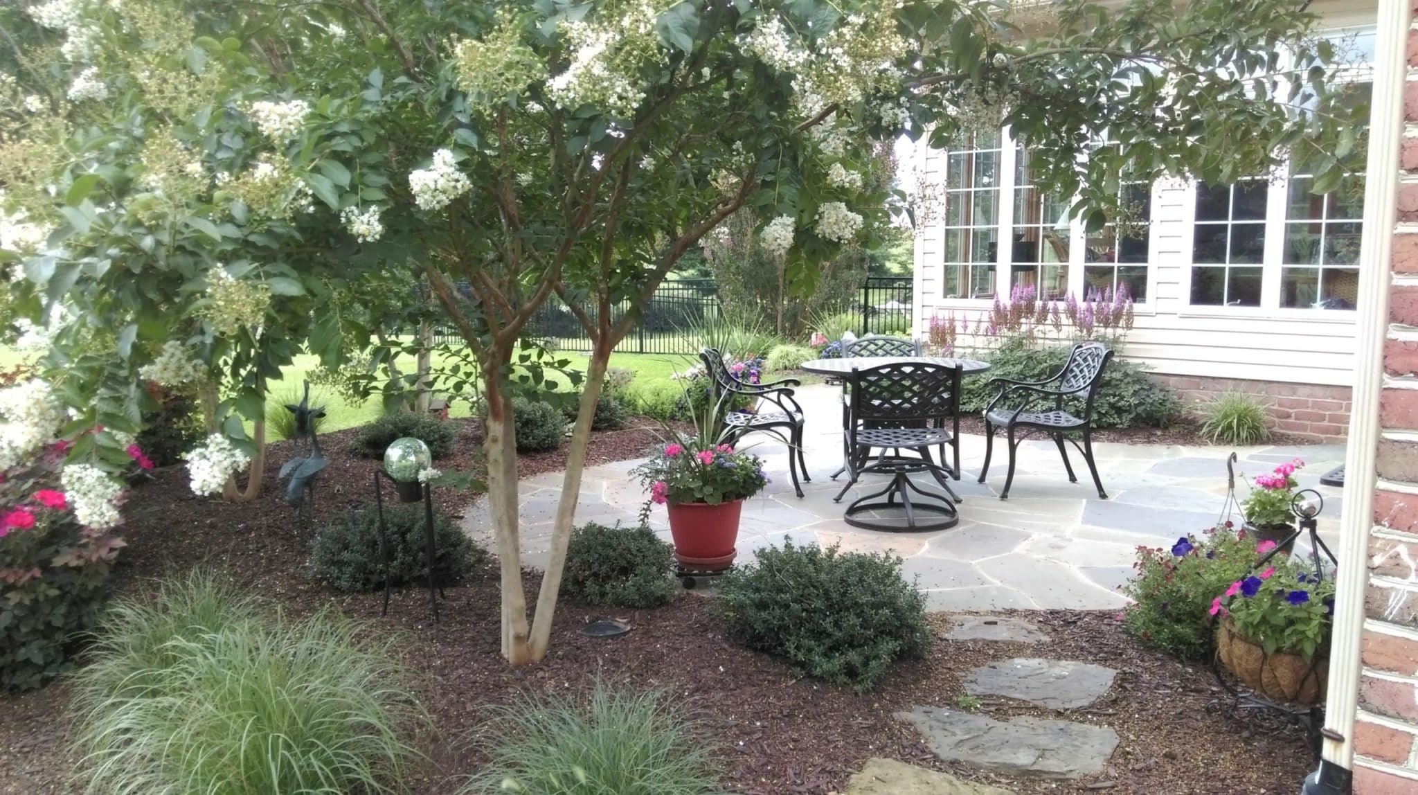 318 Flagstone Patio and Stone Stepper Walkway