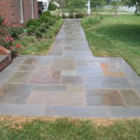 32 Flagstone Landing with Border