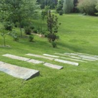 326 Stone Slab Steps Provide Access to Lower Level