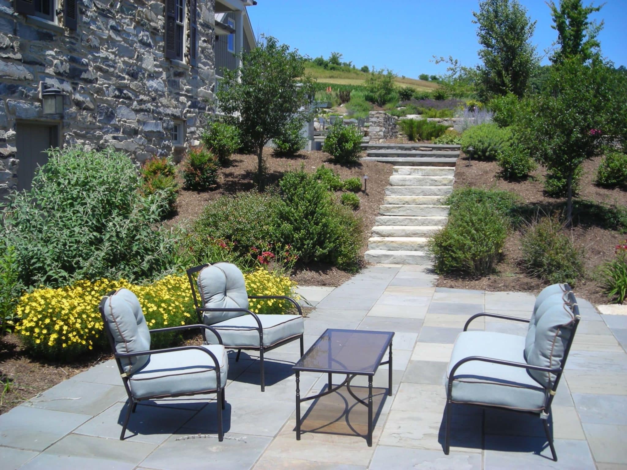 390 Formal Patio with PA Regular Flagstone