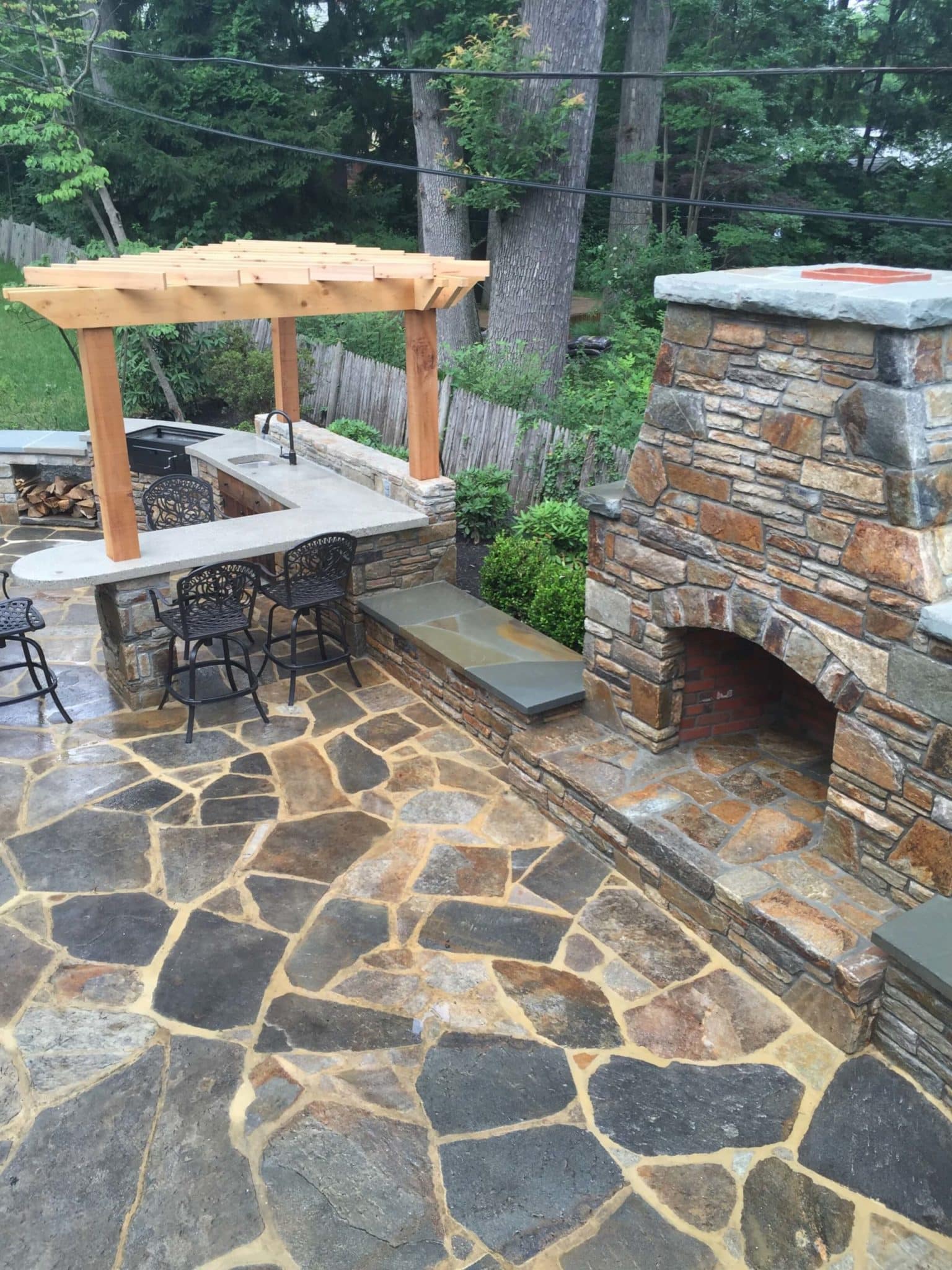 397 Outdoor Fireplace in Baltimore Wall Stone with PA Flagstone Caps