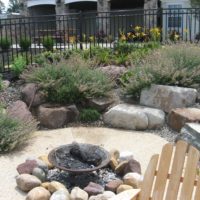 422 Retaining Boulders in the Landscape