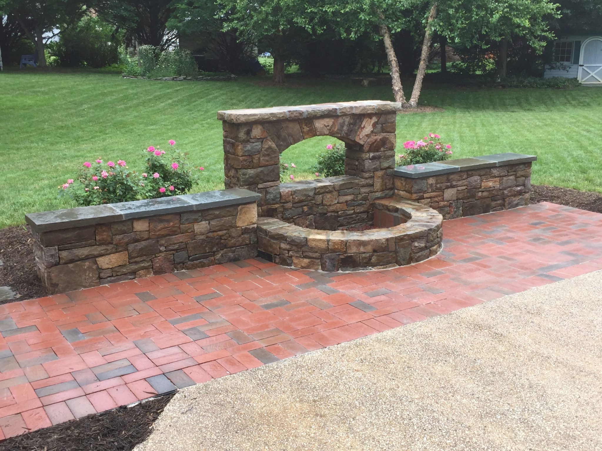 429 Stone Accent Wall with Firepit