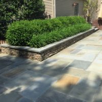 454 Stone Sitting Wall with Flagstone Cap