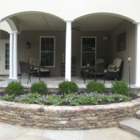 458 Curved Stone Garden Retaining Wall