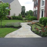 469 Wide Flagstone Walkway from Driveway