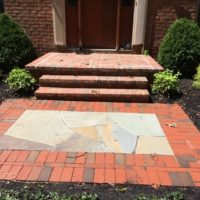 548 Brick Landing with Irregular Flagstone Inlay