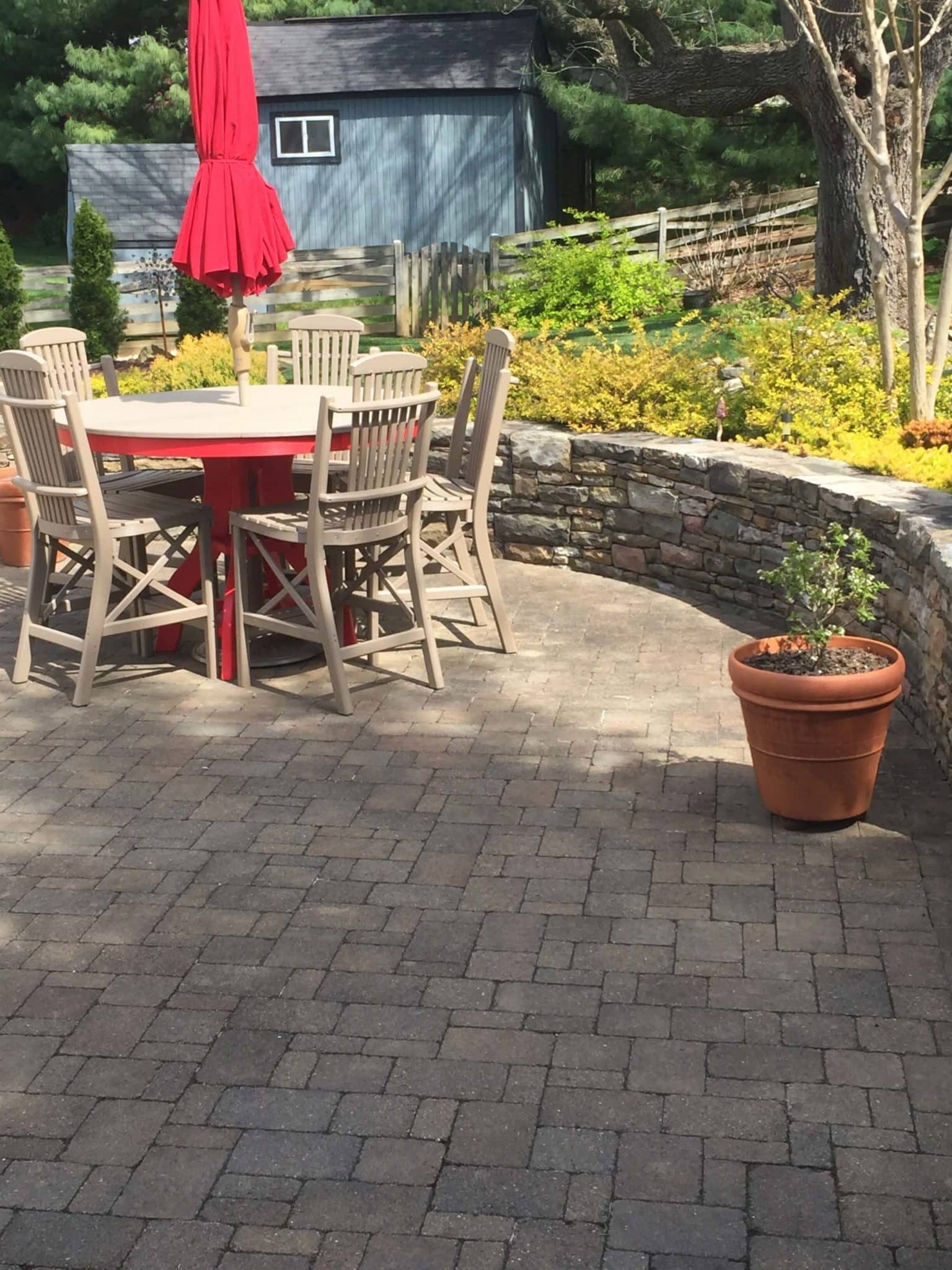 573 Paver Patio and Stone Retaining Wall