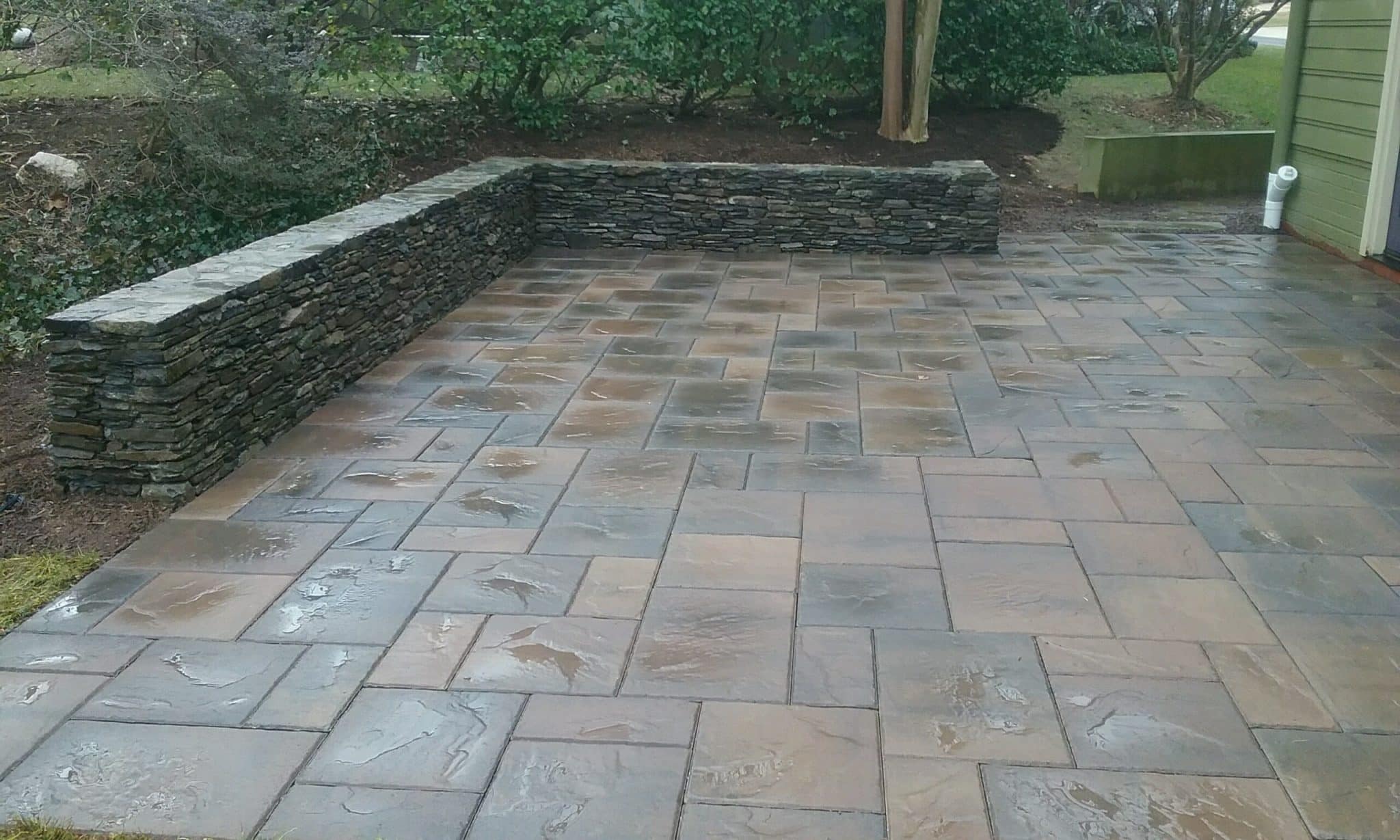 Belgard Lafitt Paver Patio and PA Weathered Wallstone Garden Wall