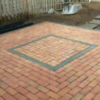 Brick Patio with Flagstone Details