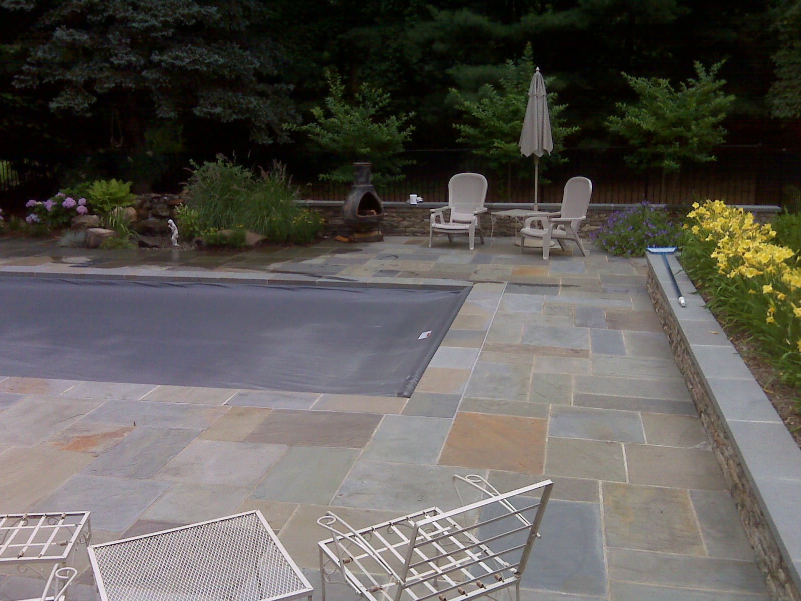 Flagstone Pool Deck